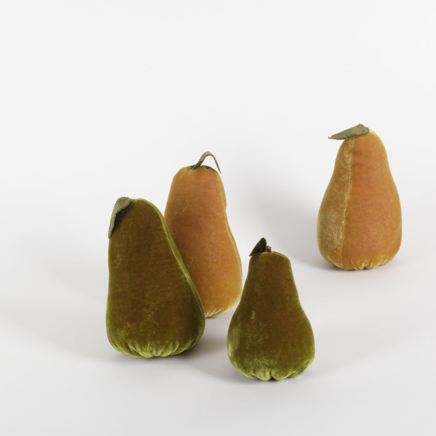 5 velvet pairs in gold and green