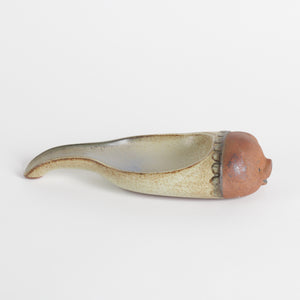 Side view ceramic spoon rest with pig face