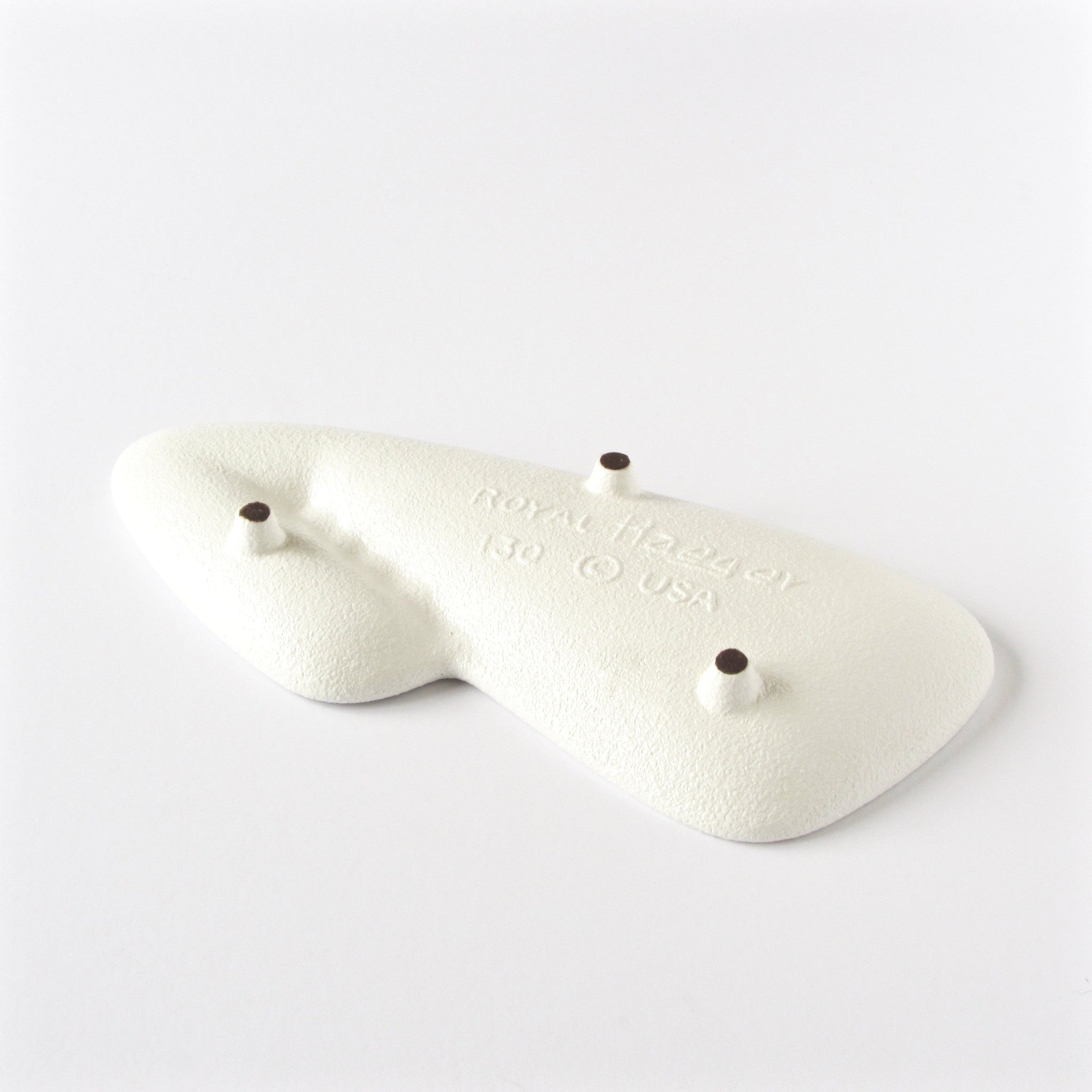 Retro atomic white Haegar ashtray view of bottom