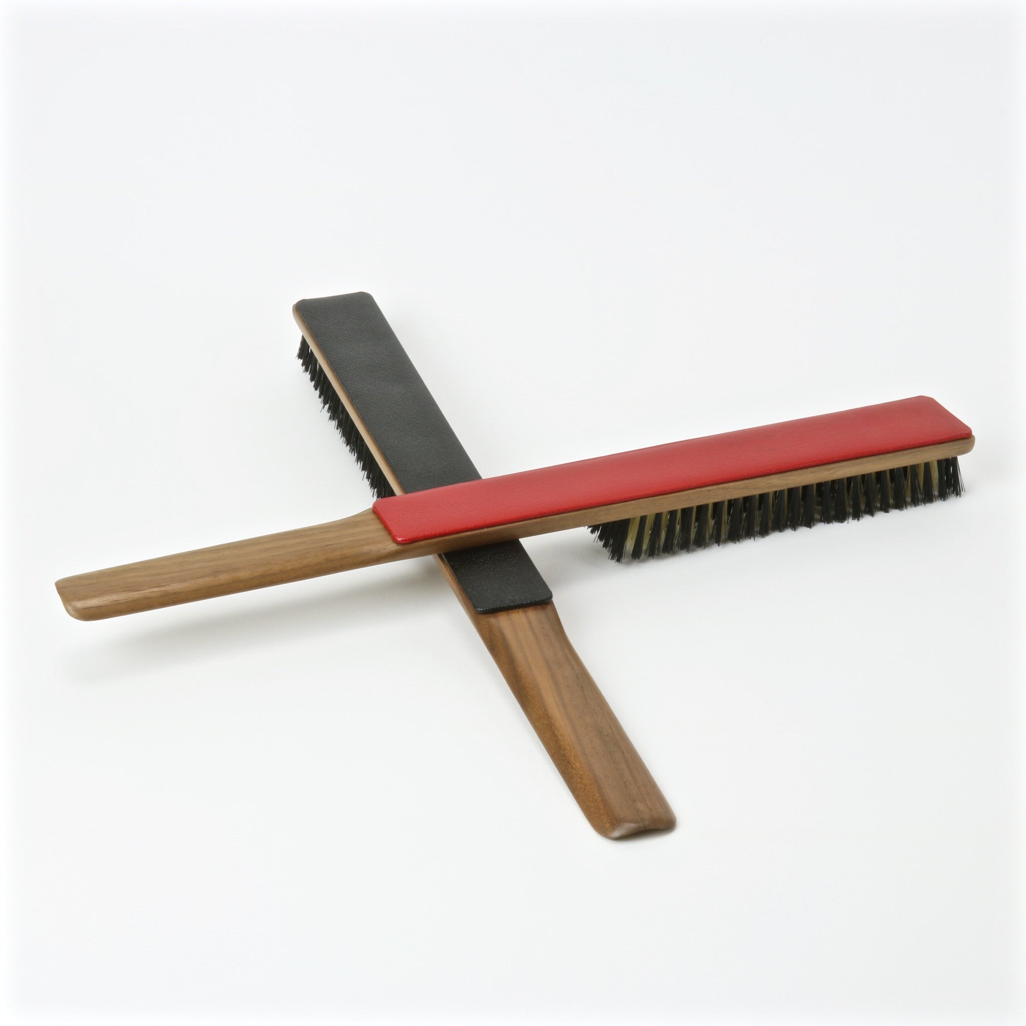 Swank clothes brush and shoe horn set for him and her alternate view