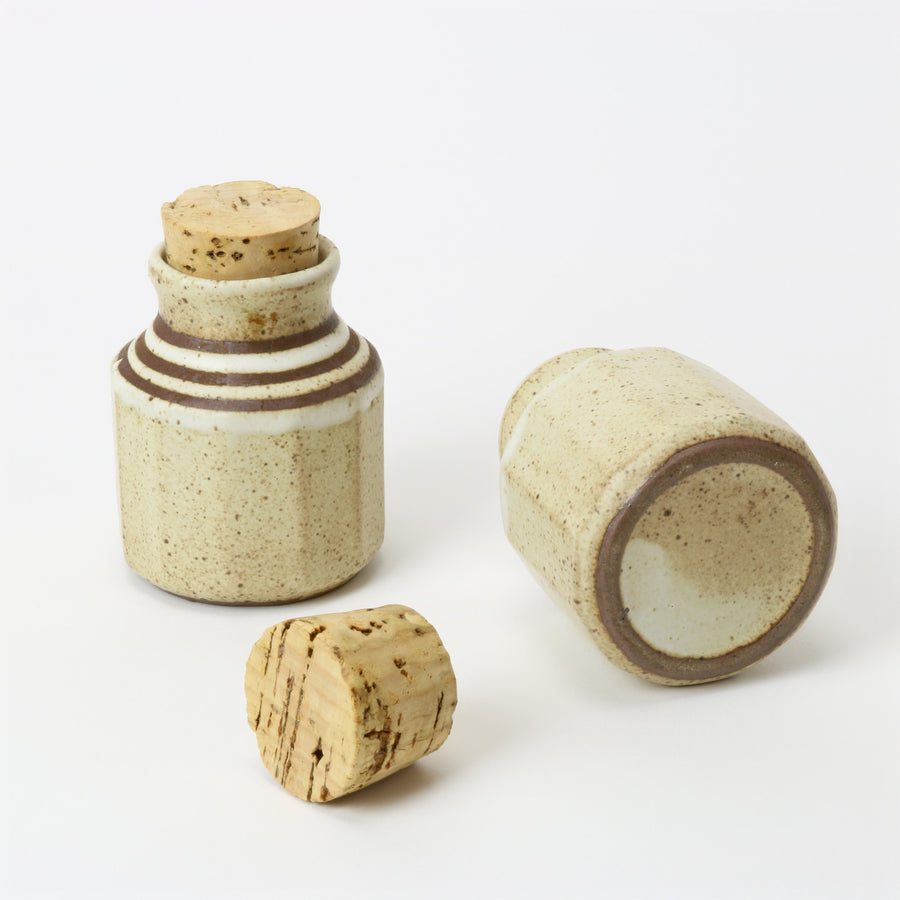 Japanese tea container set with corks