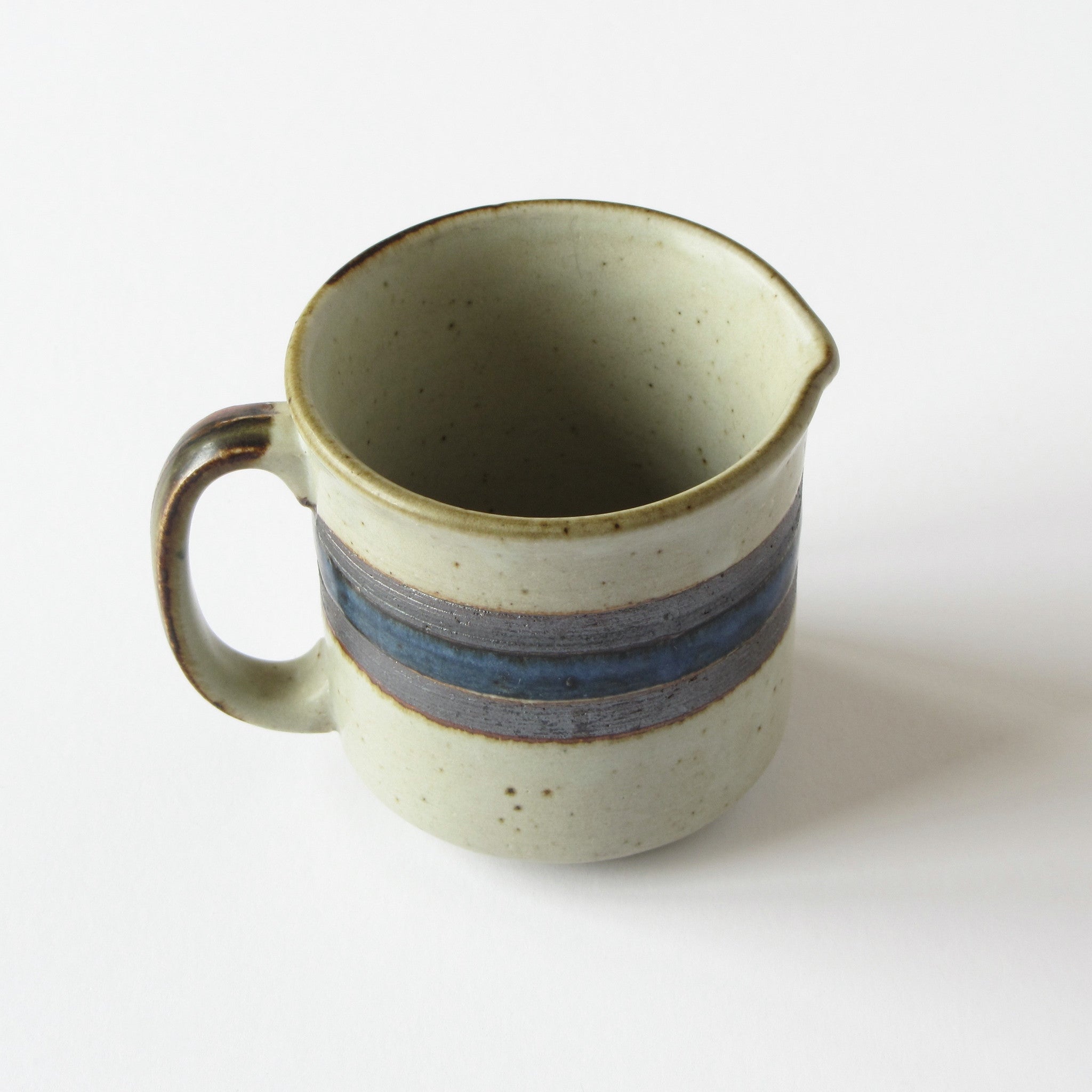 Otagiri Horizon creamer cup with handle